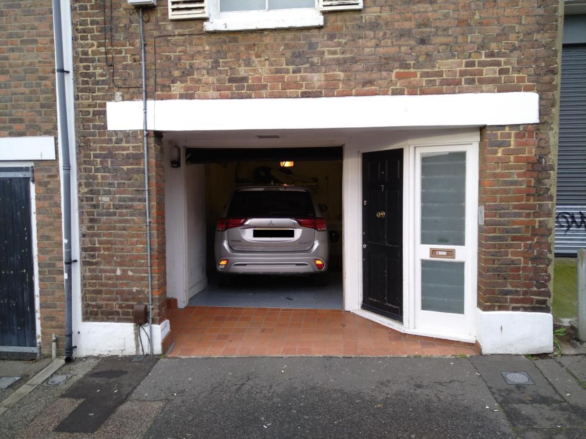 Fantastic 3 Bed Brighton House- Sleeps 6- Superfast Wifi And Garage Apartamento Exterior foto