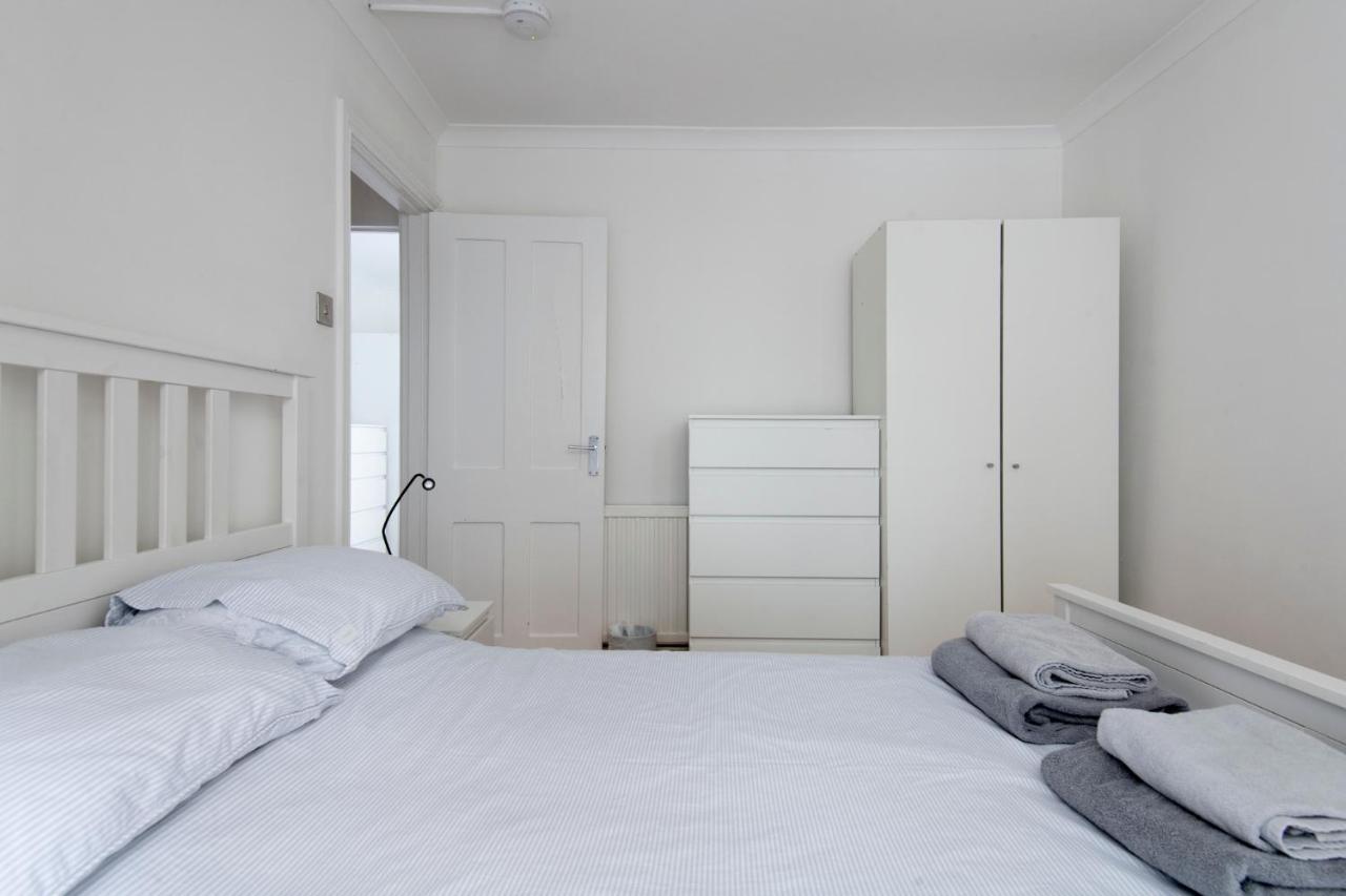 Fantastic 3 Bed Brighton House- Sleeps 6- Superfast Wifi And Garage Apartamento Exterior foto