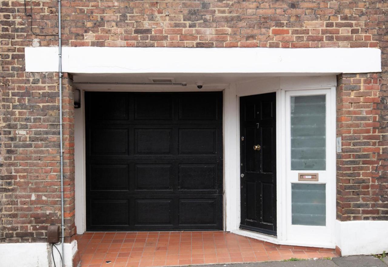 Fantastic 3 Bed Brighton House- Sleeps 6- Superfast Wifi And Garage Apartamento Exterior foto