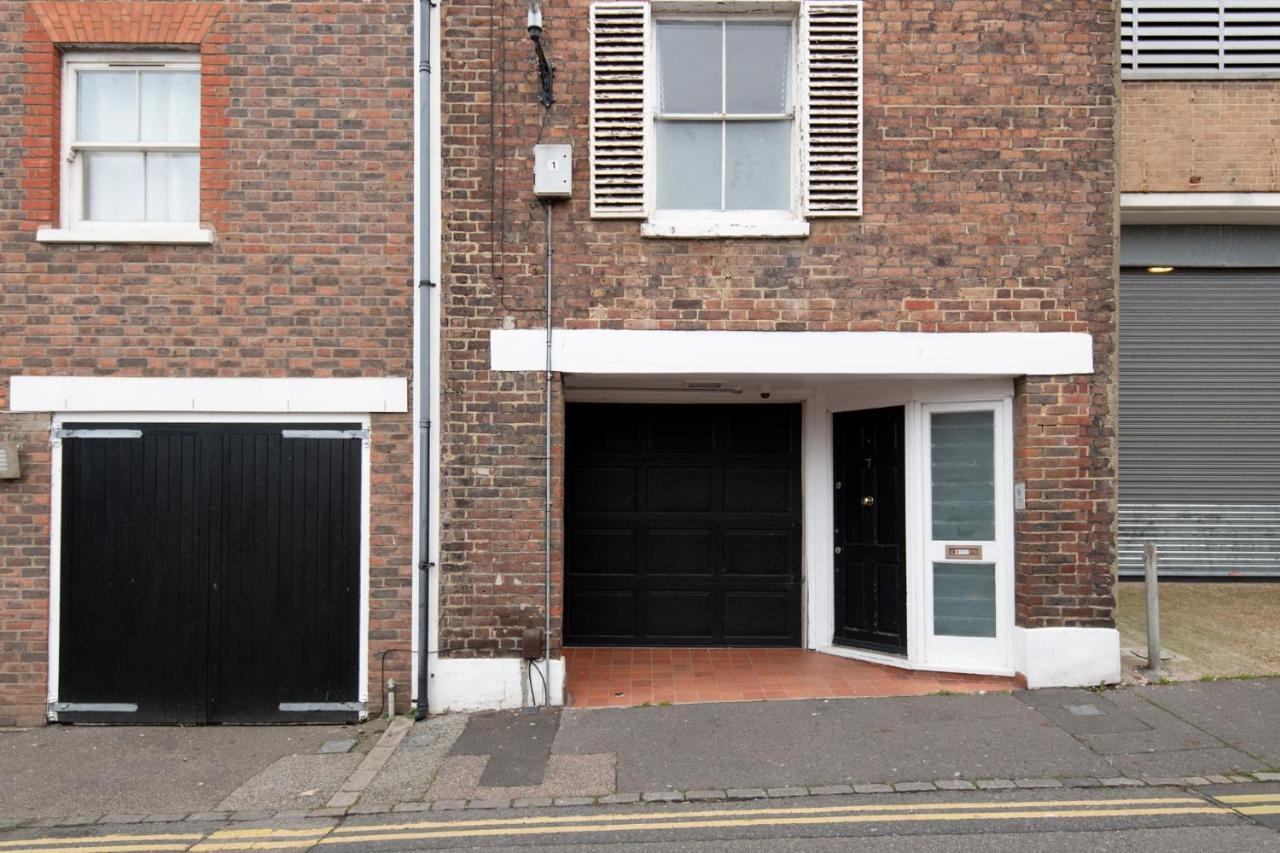 Fantastic 3 Bed Brighton House- Sleeps 6- Superfast Wifi And Garage Apartamento Exterior foto